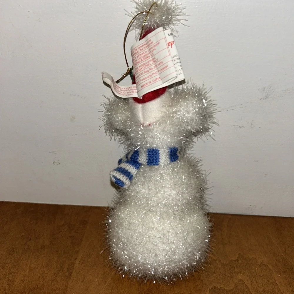 Disney Mickey Mouse Snowman Fuzzy Ornament White Christmas 2001‎ A1